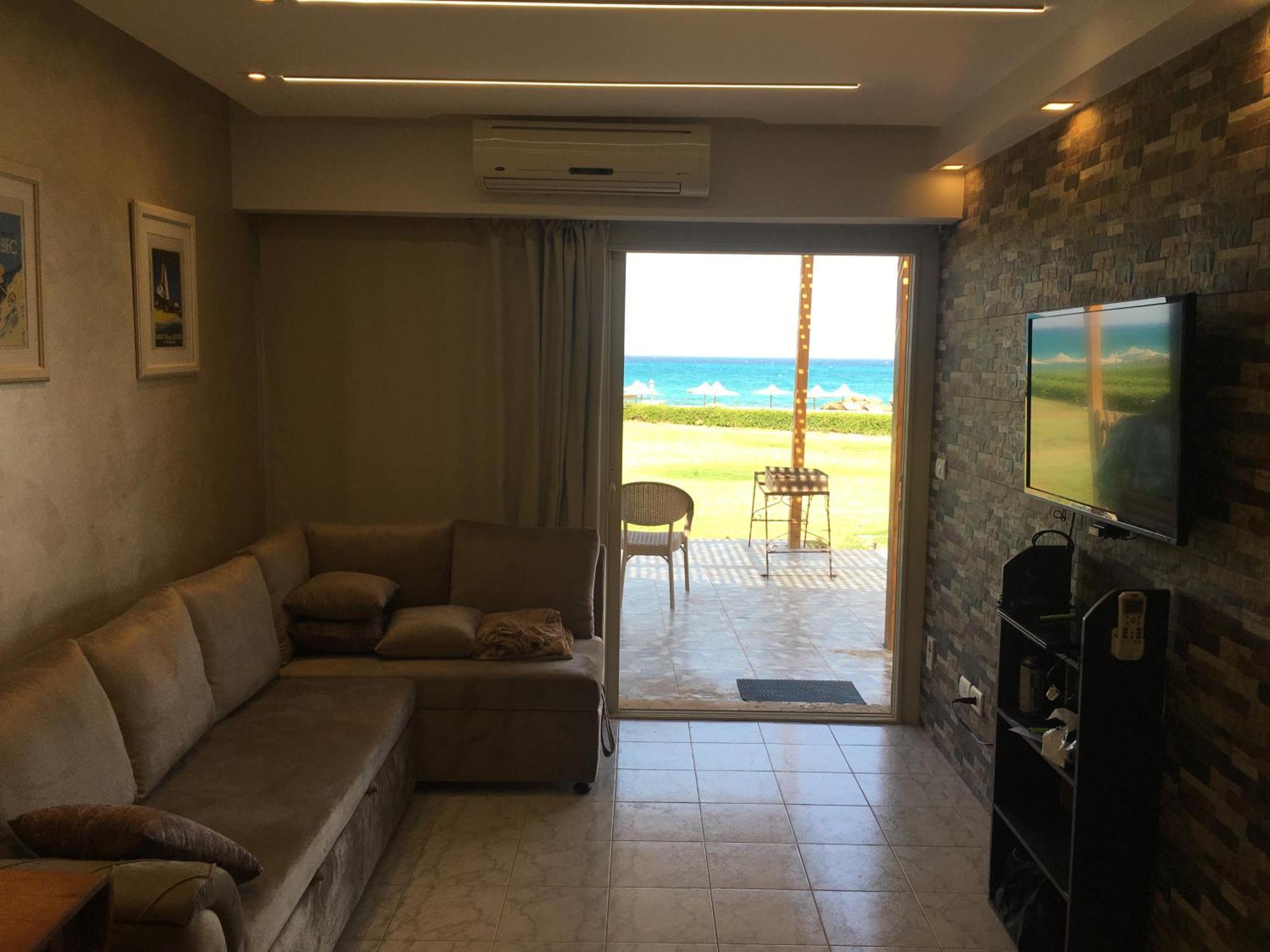 Beach Front Chalet  Ain Suchna Exterior foto